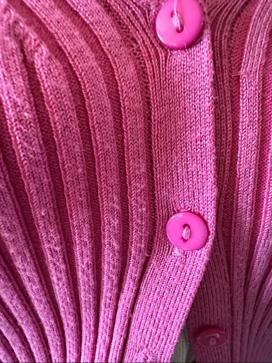 Pink Ribbed V-Neck Button Front Sweater - Picture 2 of 6